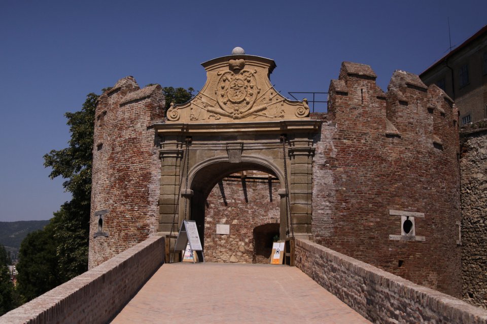 By Naki77 - Indafotó, CC BY-SA 2.5 hu, https://commons.wikimedia.org/w/index.php?curid=16828928