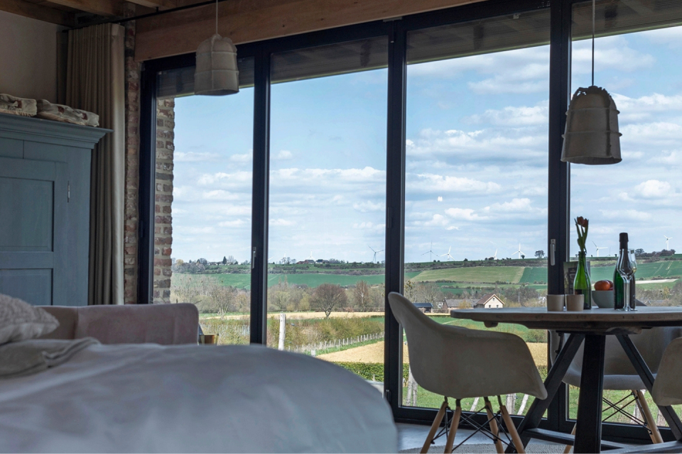 Slapen op een wijndomein, Holset in Lemiers. Foto: Ellen Oosterhof